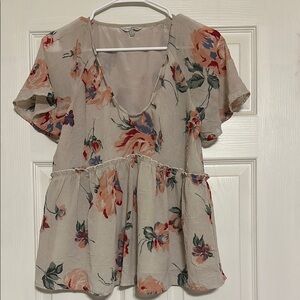 Lucky Brand size small Tan and Pink Flutter Sleeve Peplum Blouse